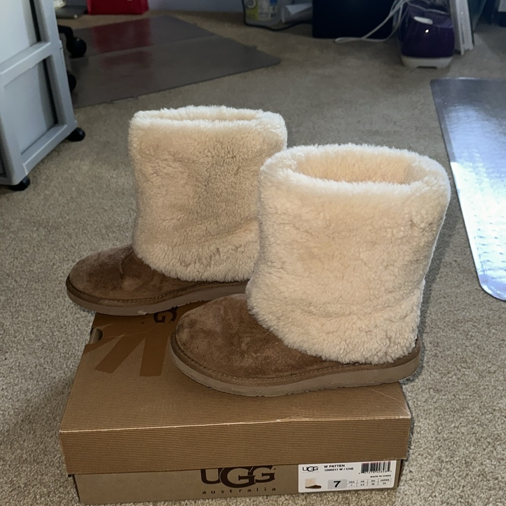 Ugg Patten Boot Sherpa Lined Women’s Boot In Ches… - image 3